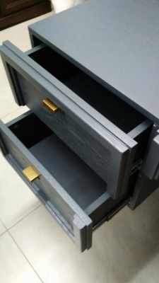 Стол письменный однотумбовый Чарли. Фото №2