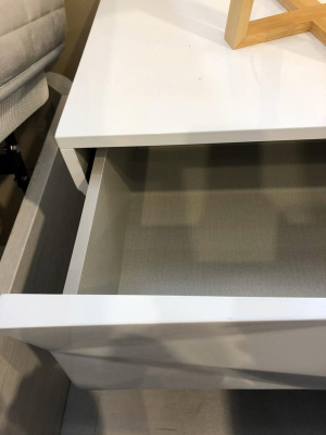 Тумба прикроватная М-153 белая. Фото